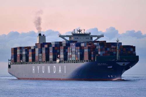 最終用戶是否可以通過韓國(guó)貨代購(gòu)買韓國(guó)化妝品？